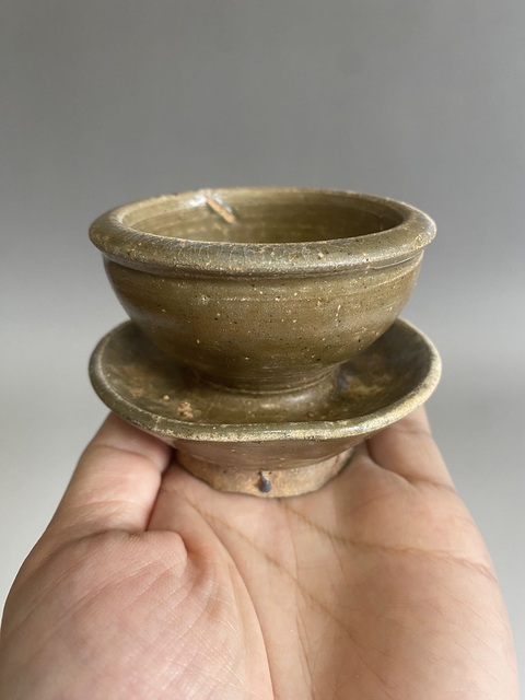古玩陶瓷青釉盞托真品鑒賞圖