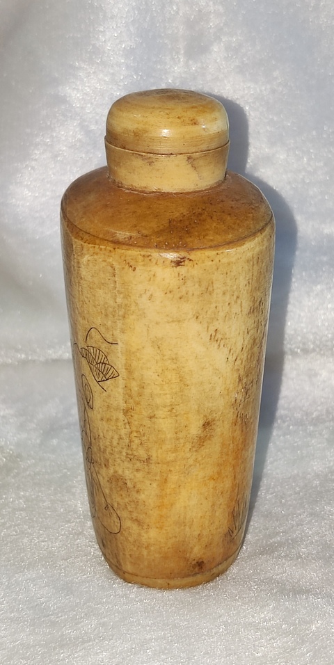 古玩字畫(huà)骨質(zhì)鼻煙壺真品鑒賞圖