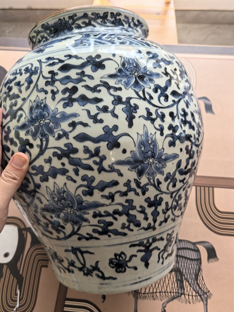 古玩陶瓷明晚期. 青花纏枝花卉紋罐拍賣,當(dāng)前價格29800元