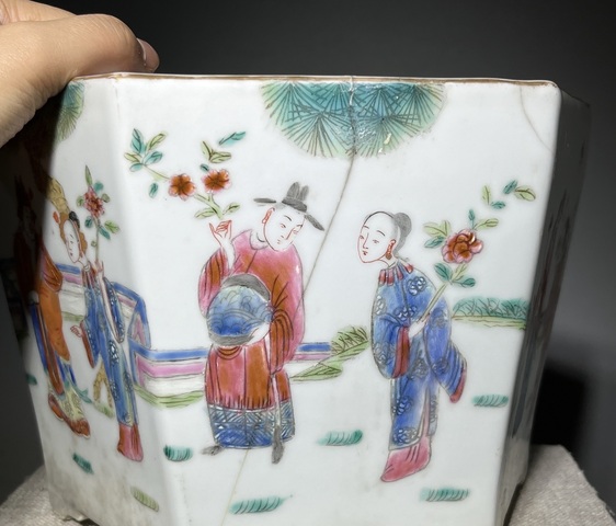 古玩陶瓷花盆真品鑒賞圖