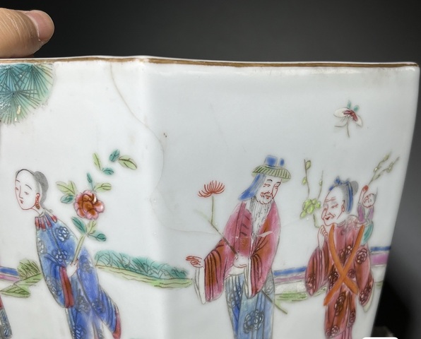 古玩陶瓷花盆真品鑒賞圖