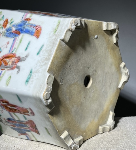 古玩陶瓷花盆真品鑒賞圖