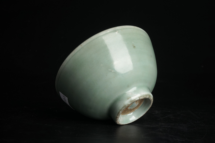 古玩陶瓷明代·龍泉青釉碗真品鑒賞圖
