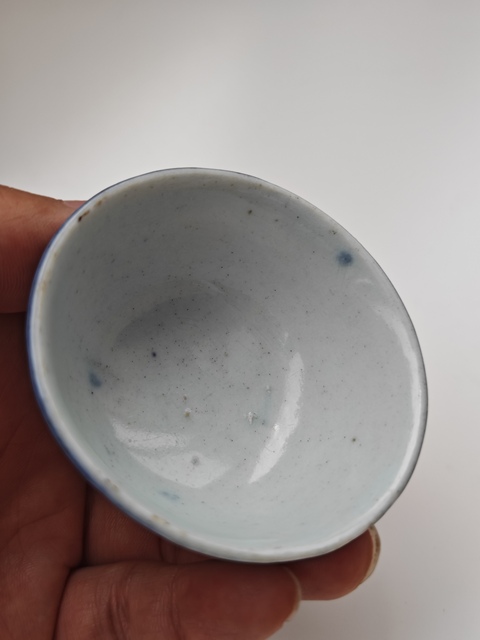 古玩陶瓷祭藍釉杯真品鑒賞圖
