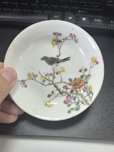 古玩陶瓷粉彩花鳥(niǎo)花卉紋盤(pán)真品鑒賞圖