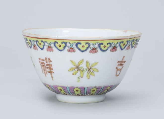 古玩陶瓷清晚期 粉彩蘭花吉祥如意碗拍賣，當前價格12000元