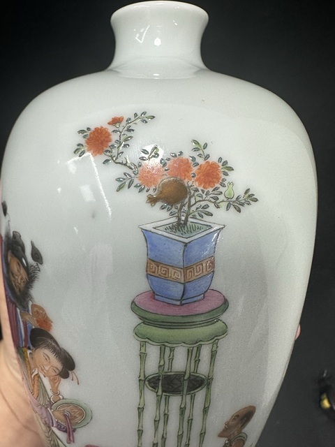 古玩陶瓷琺瑯彩人物故事瓶真品鑒賞圖