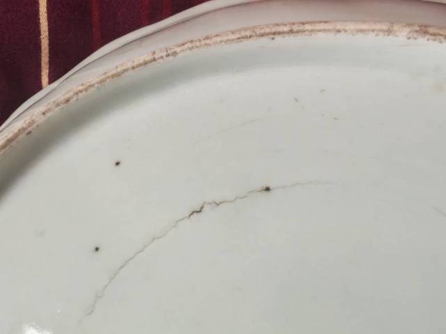 古玩陶瓷豆青釉青花龍紋盤真品鑒賞圖