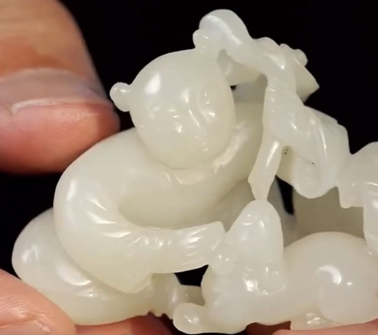 古玩玉器童子戲犬真品鑒賞圖