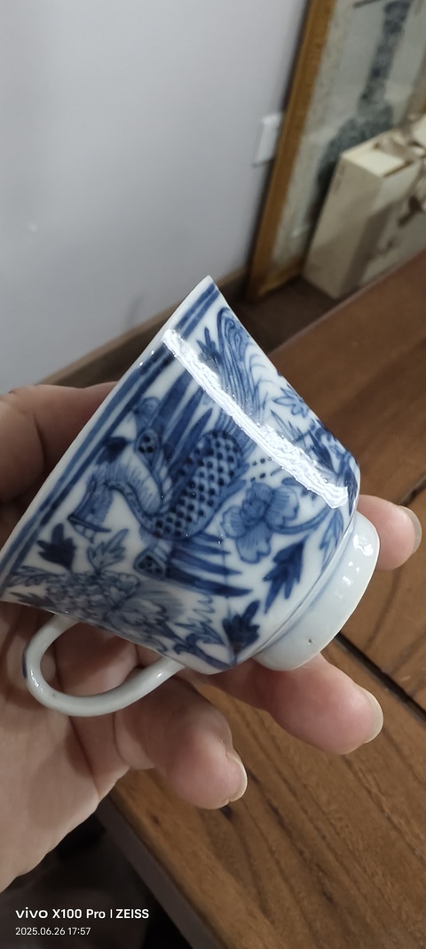 古玩陶瓷鳳紋青花杯真品鑒賞圖