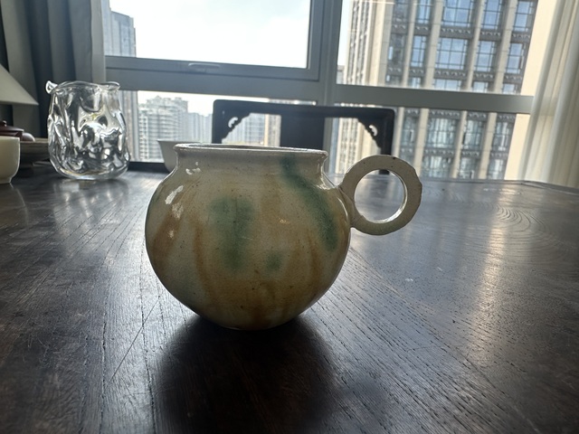 古玩陶瓷唐三彩把杯真品鑒賞圖