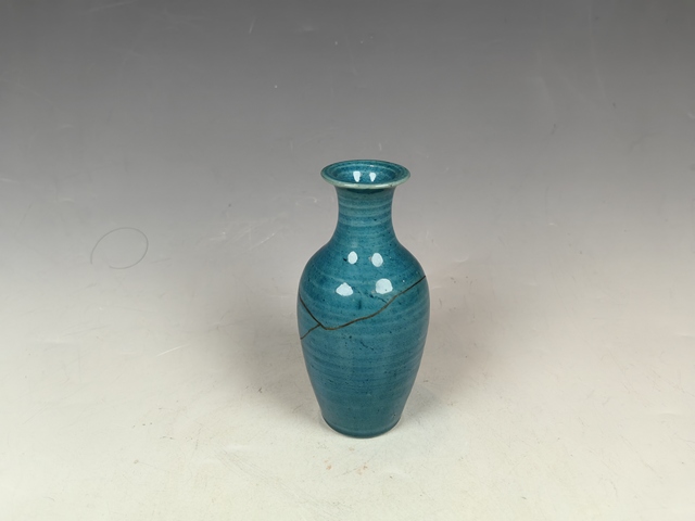 古玩陶瓷清中孔雀藍釉觀音瓶真品鑒賞圖