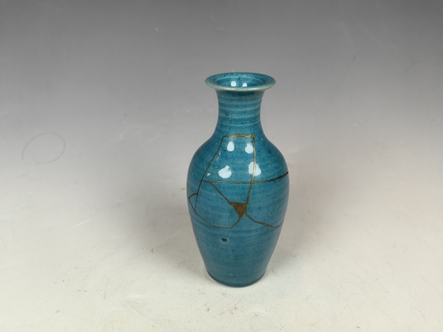 古玩陶瓷清中孔雀藍釉觀音瓶真品鑒賞圖
