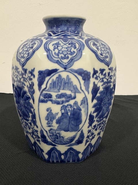 古玩陶瓷青花人物紋罐真品鑒賞圖