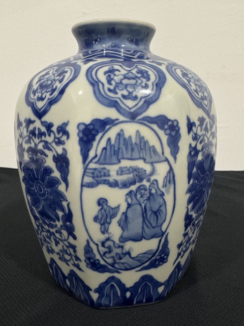 古玩陶瓷青花人物紋罐真品鑒賞圖