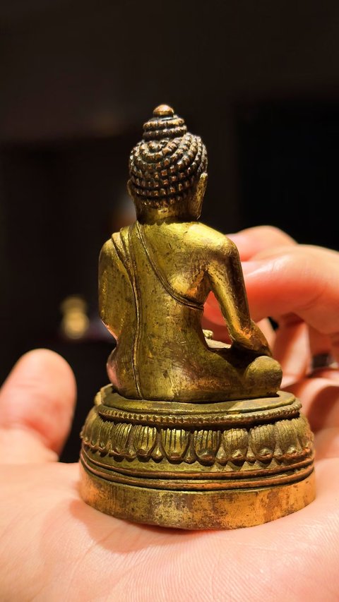 古玩銅器造像真品鑒賞圖