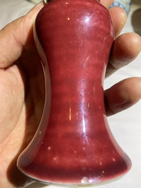 古玩陶瓷紅釉花觚真品鑒賞圖