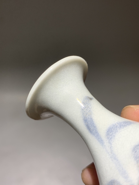 古玩陶瓷青花花卉紋玉壺春瓶真品鑒賞圖