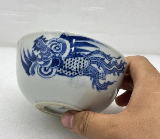 古玩陶瓷清晚期青花云鳳紋臥足碗真品鑒賞圖