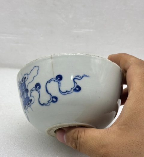 古玩陶瓷清晚期青花云鳳紋臥足碗真品鑒賞圖