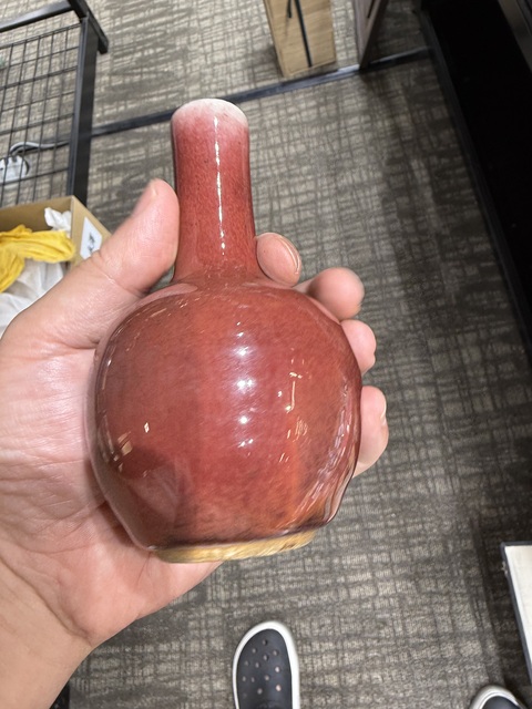 古玩陶瓷郎紅釉天球瓶真品鑒賞圖
