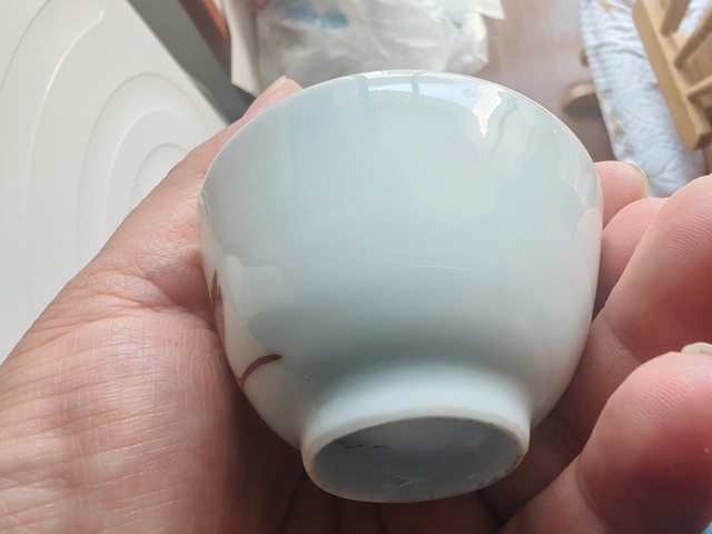 古玩陶瓷花卉紋杯真品鑒賞圖