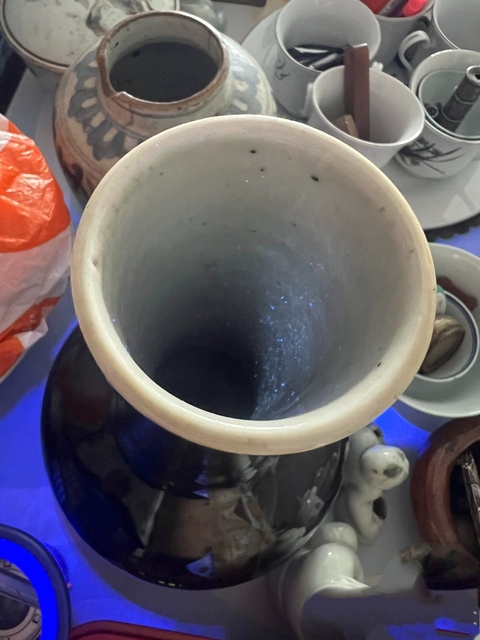 古玩陶瓷晚清烏金釉長頸瓶真品鑒賞圖