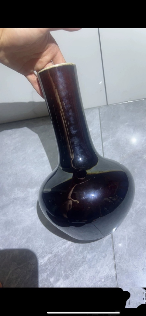 古玩陶瓷晚清烏金釉長頸瓶真品鑒賞圖