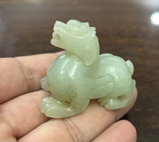 古玩玉器和田玉雕“瑞獸”擺件真品鑒賞圖