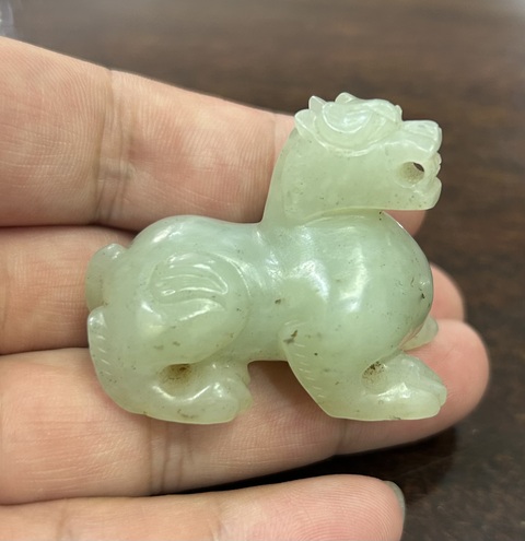 古玩玉器和田玉雕“瑞獸”擺件真品鑒賞圖