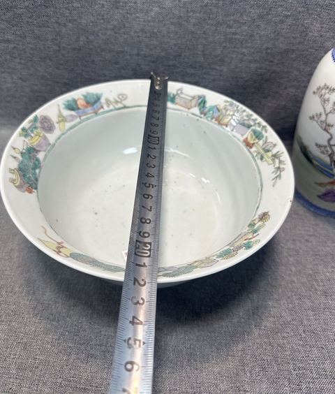 古玩陶瓷五彩人物故事紋折沿碗真品鑒賞圖