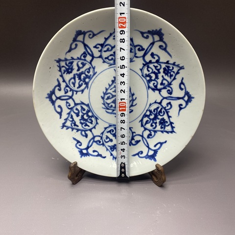 古玩陶瓷外黃釉內青花盤真品鑒賞圖