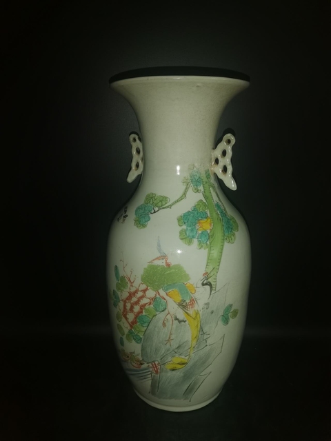 古玩陶瓷花鳥紋雙松葉耳撇口瓶真品鑒賞圖