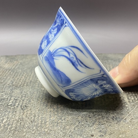 古玩陶瓷民國·梅蘭竹菊·手繪青花杯拍賣,當前價格368元