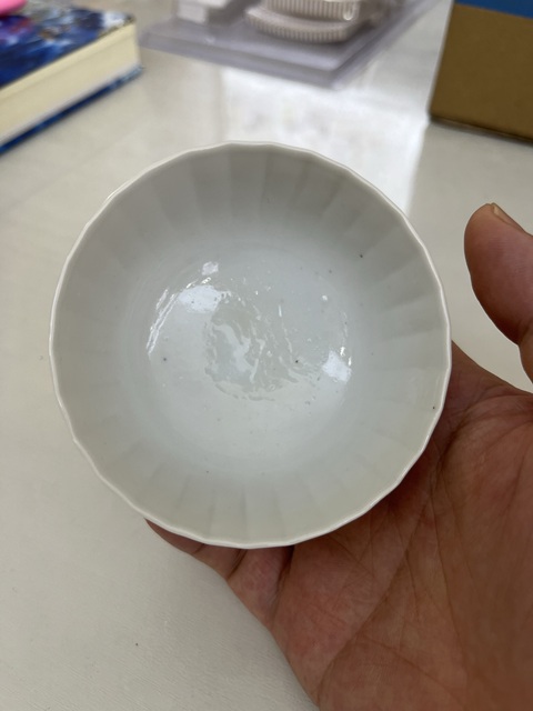 古玩陶瓷內白釉外黃釉杯真品鑒賞圖