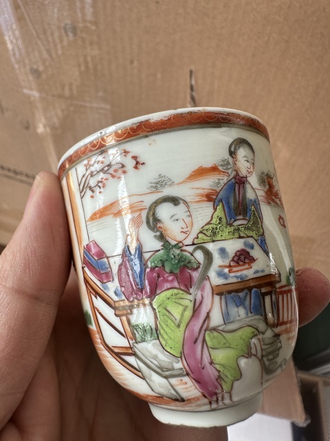 古玩陶瓷廣琺瑯風格人物紋馬克杯真品鑒賞圖