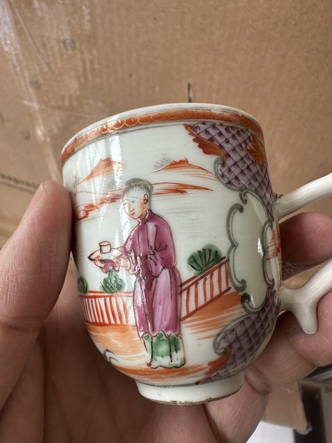 古玩陶瓷廣琺瑯風格人物紋馬克杯真品鑒賞圖
