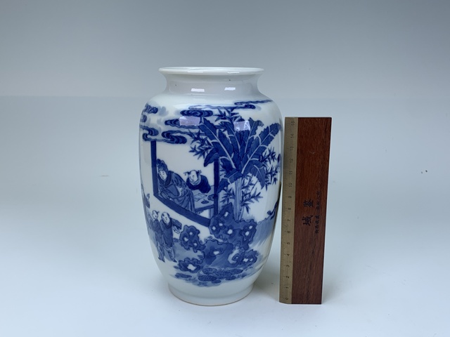 古玩陶瓷清末民初·青花四妃十六子燈籠瓶拍賣,當前價格888元