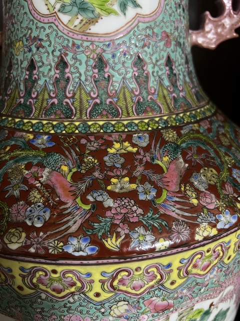 古玩陶瓷五倫圖粉彩瓶真品鑒賞圖