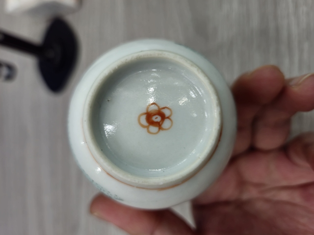 古玩陶瓷五彩花卉紋仰鐘杯拍賣,當前價格4200元