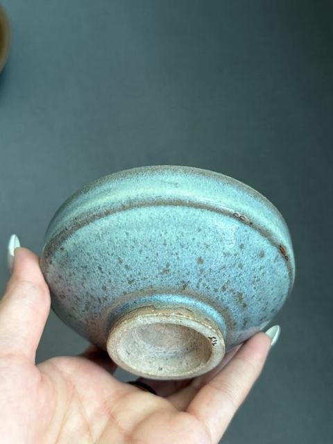 古玩陶瓷元代鈞窯束口盞真品鑒賞圖