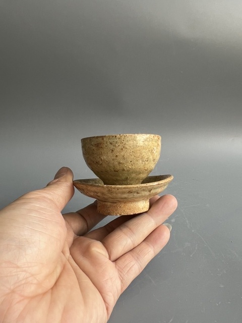 古玩陶瓷青釉盞托真品鑒賞圖