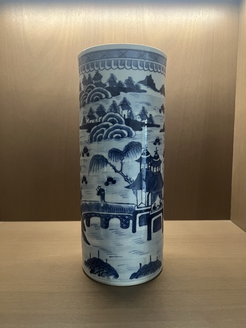 古玩陶瓷青花山水人物紋帽筒拍賣,當(dāng)前價(jià)格4800元