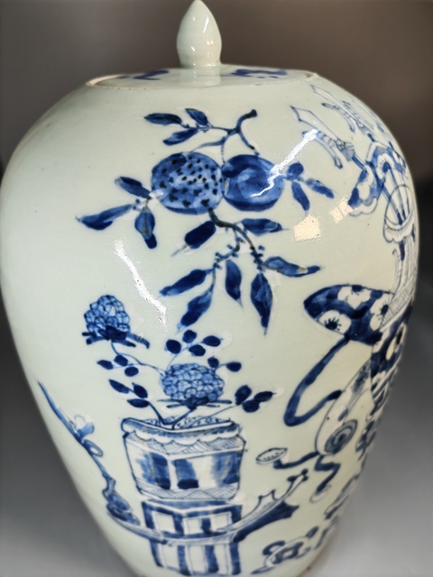 古玩陶瓷豆青堆白青花博古圖冬瓜罐真品鑒賞圖