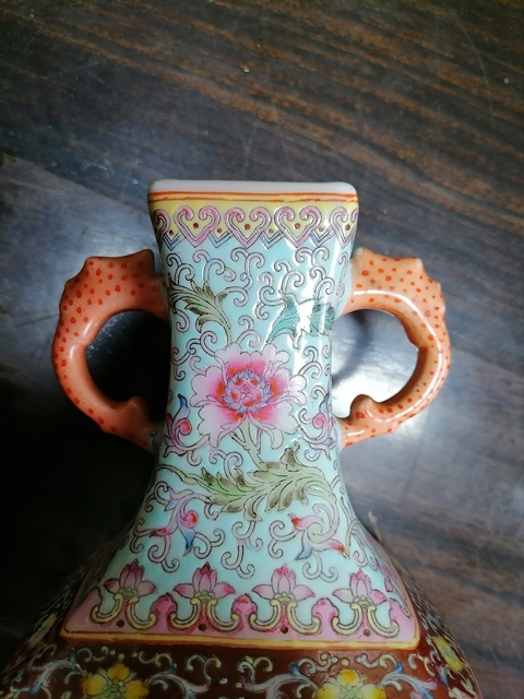 古玩陶瓷花鳥紋粉彩瓶真品鑒賞圖