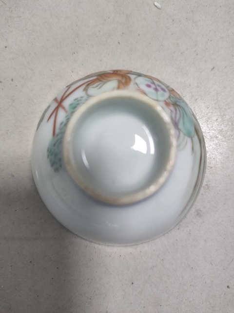 古玩陶瓷三娘教子圖粉彩杯真品鑒賞圖