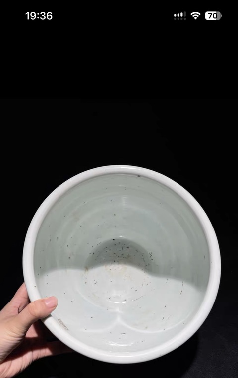 古玩陶瓷花卉紋青花缸真品鑒賞圖