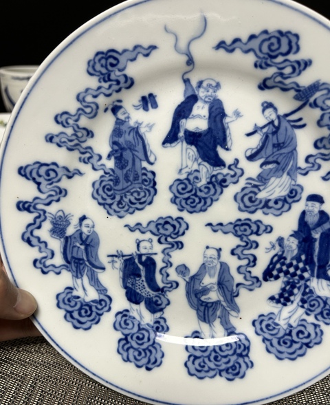 古玩陶瓷青花盤真品鑒賞圖