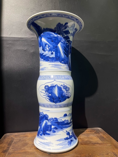 古玩陶瓷青花花觚真品鑒賞圖