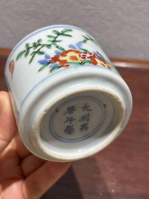 古玩陶瓷日本明治青花彩繪三多紋香爐真品鑒賞圖